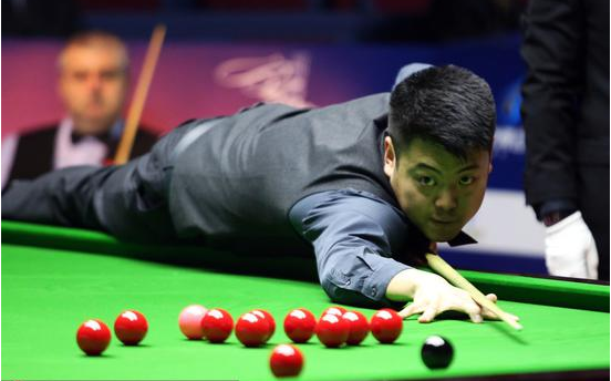 冠军联赛梁文博三连胜夺小组第一 3-0横扫塞尔比 冠军联赛梁文博三连胜夺小组第一 3-0横扫塞尔比