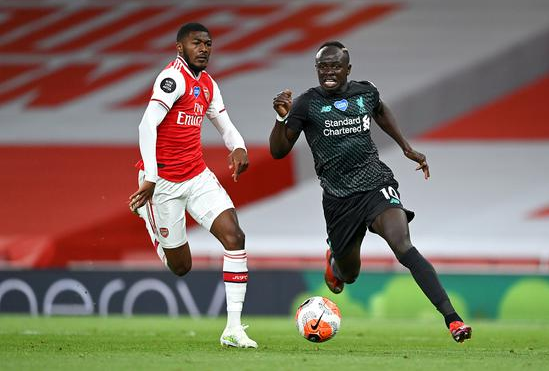 英超-利物浦1-2负阿森纳 后防两大核心送大礼 无缘破100 英超-利物浦1-2负阿森纳 后防两大核心送大礼 无缘破100