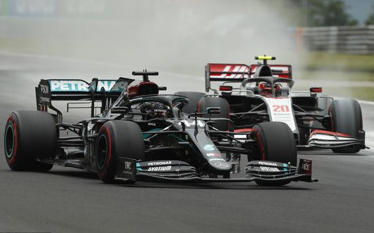 F1匈牙利站：汉密尔顿三破纪录夺杆 梅奔包揽头排