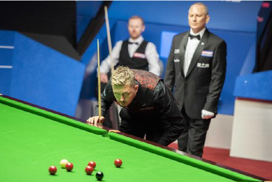 世锦赛威尔逊再轰两破百 第三阶段13-11麦克吉尔