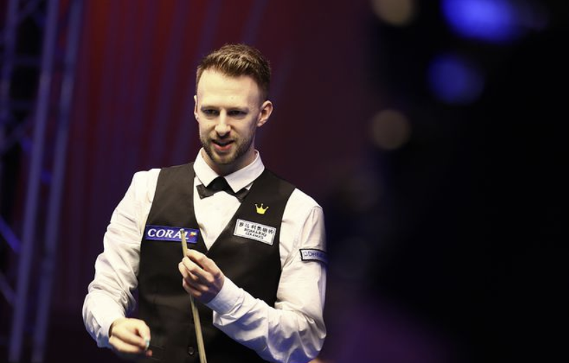 冠军联赛特鲁姆普轰个人800杆破百 周跃龙1胜3负 冠军联赛特鲁姆普轰个人800杆破百 周跃龙1胜3负