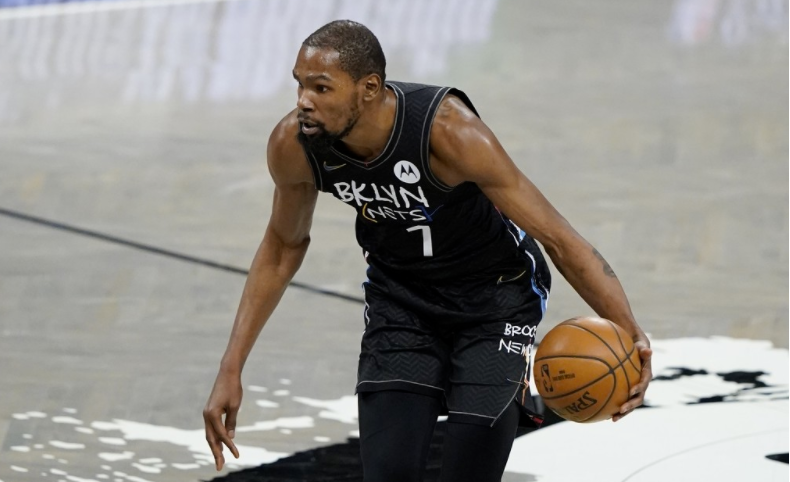 8日NBA纪录:KD伤愈首战百发百中 威少再轰大号三双 8日NBA纪录:KD伤愈首战百发百中 威少再轰大号三双