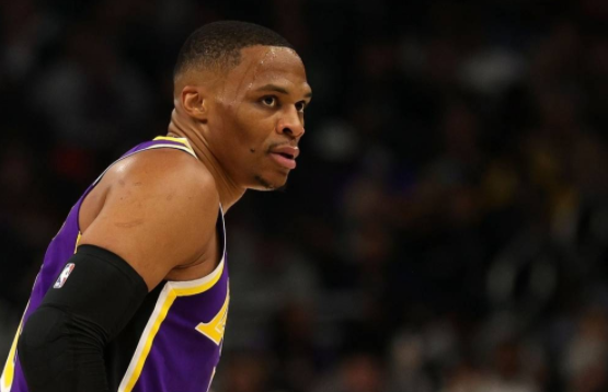 18日NBA纪录:威少助攻赛季新高 字母神迹比肩奥尼尔 18日NBA纪录:威少助攻赛季新高 字母神迹比肩奥尼尔