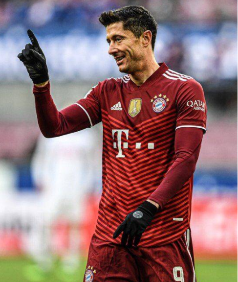 德甲-拜仁前瞻:近5战赫塔狂轰10球 莱万继续火力全开? 德甲-拜仁前瞻:近5战赫塔狂轰10球 莱万继续火力全开?