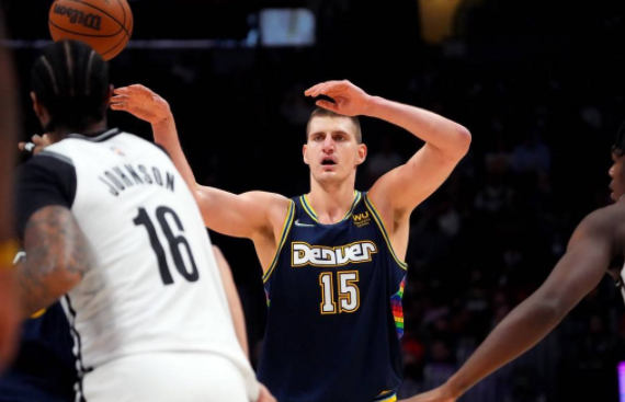 掘金124-104轻取篮网送其八连败 约基奇砍三双欧文27分 掘金124-104轻取篮网送其八连败 约基奇砍三双欧文27分