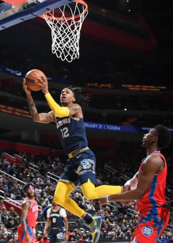 莫兰特23+6格兰特20分 灰熊七人上双132-107送活塞六连败 莫兰特23+6格兰特20分 灰熊七人上双132-107送活塞六连败