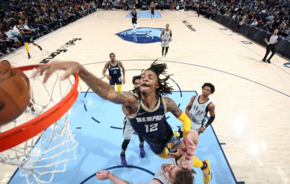 灰熊主场118-105擒马刺迎两连胜 莫兰特暴砍52分生涯新高