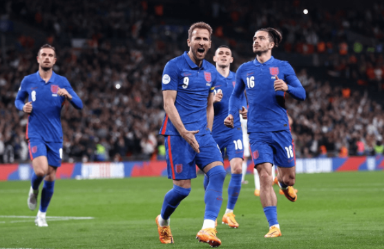 热身赛-英格兰2-1逆转击败瑞士 卢克-肖破门凯恩点射 热身赛-英格兰2-1逆转击败瑞士 卢克-肖破门凯恩点射