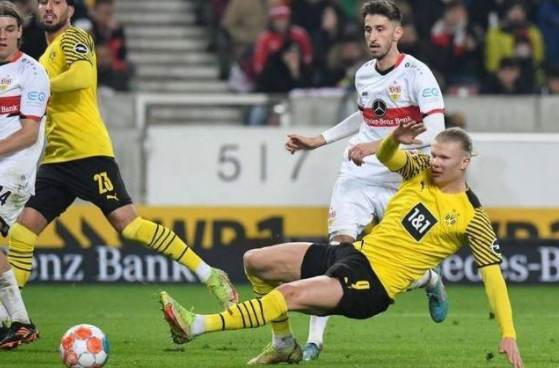 德甲-多特蒙德2-0击败斯图加特 布兰特双响哈兰德进球被吹 德甲-多特蒙德2-0击败斯图加特 布兰特双响哈兰德进球被吹