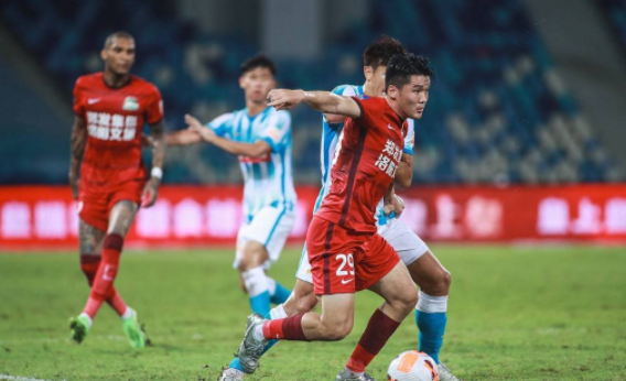 中超-河南队3-0广州城取三连胜 多拉多破门韩东建功 中超-河南队3-0广州城取三连胜 多拉多破门韩东建功