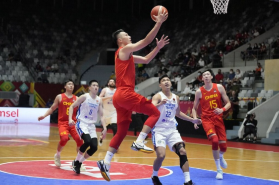 男篮亚洲杯-中国男篮95-80轻取中国台北 周琦复出10+8 林庭谦28分 男篮亚洲杯-中国男篮95-80轻取中国台北 周琦复出10+8 林庭谦28分