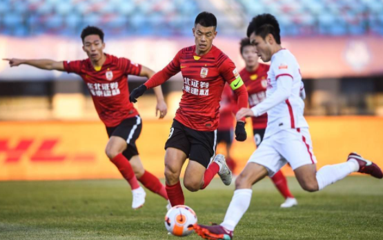 中超-贺惯郑致云伤退程长城破门 亚泰1-0梅州 中超-贺惯郑致云伤退程长城破门 亚泰1-0梅州