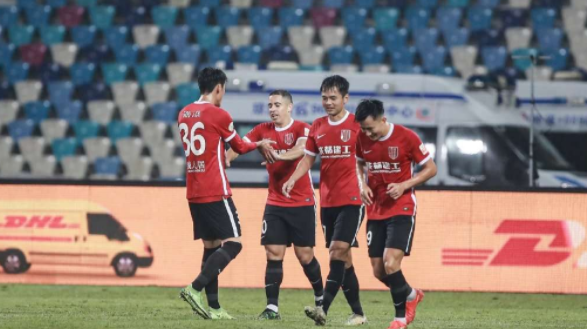 中超-金敃友建功罗慕洛破门 成都蓉城2-0广州队取4连胜 中超-金敃友建功罗慕洛破门 成都蓉城2-0广州队取4连胜