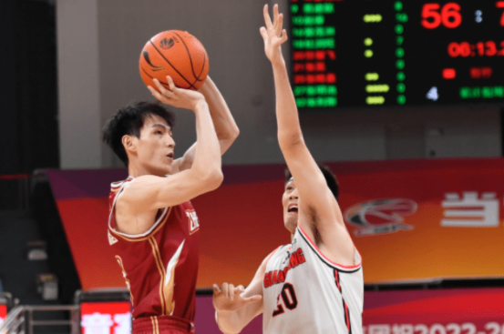 浙江104-78狂胜福建取10连胜 吴前16+11盖利21+14+8 浙江104-78狂胜福建取10连胜 吴前16+11盖利21+14+8