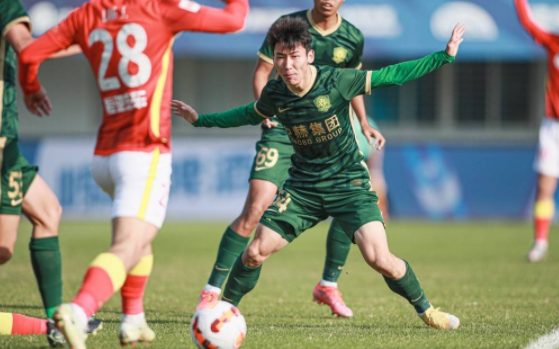 中超-张玉宁破门 广州连丢3球1-3国安降至倒数第2 中超-张玉宁破门 广州连丢3球1-3国安降至倒数第2