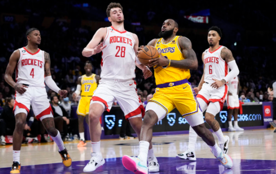 NBA-湖人140-132胜火箭止连败 詹姆斯48分赛季新高 NBA-湖人140-132胜火箭止连败 詹姆斯48分赛季新高