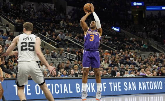 NBA-马刺加时131-141负太阳 保罗31+11艾顿23分 凯尔登空砍34分 NBA-马刺加时131-141负太阳 保罗31+11艾顿23分 凯尔登空砍34分