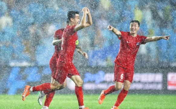 中超-杨超声第98分钟绝平 十人梅州客家2-2南通支云 中超-杨超声第98分钟绝平 十人梅州客家2-2南通支云