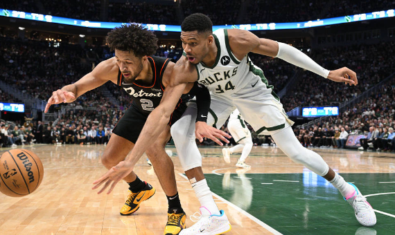 利拉德34分 字母哥遭驱逐 CC33+8+8 雄鹿120-118送活塞六连败 利拉德34分 字母哥遭驱逐 CC33+8+8 雄鹿120-118送活塞六连败