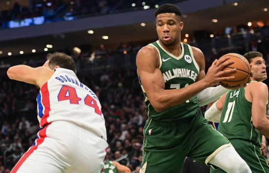 利拉德33分字母哥22+8 雄鹿146-114送活塞23连败 利拉德33分字母哥22+8 雄鹿146-114送活塞23连败