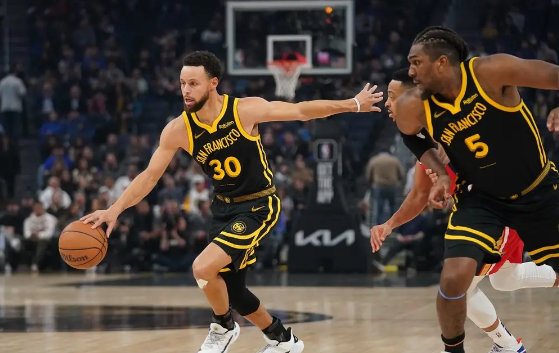 库里15+6锡安19分 鹈鹕8人得分上双141-105狂胜勇士 库里15+6锡安19分 鹈鹕8人得分上双141-105狂胜勇士