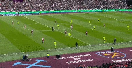 1707668578772534.gif 02.gif