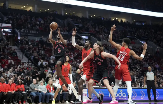 艾顿30+19班顿砍25+7 开拓者加时一波流128-118击退猛龙 艾顿30+19班顿砍25+7 开拓者加时一波流128-118击退猛龙