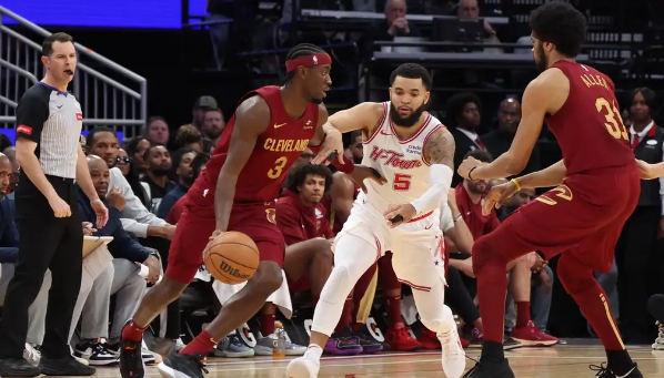 杰伦-格林26+11 范乔丹13+16 火箭117-103轻取骑士拿下5连胜 杰伦-格林26+11 范乔丹13+16 火箭117-103轻取骑士拿下5连胜