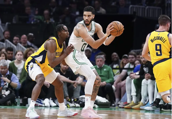 凯尔特人加时险胜步行者！双方末段互相喂饭 獭兔关键6分完成救赎