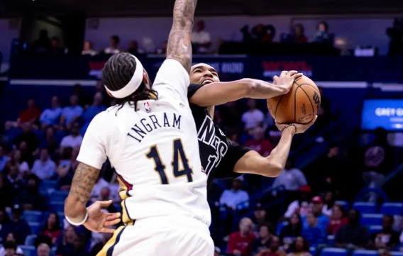 西蒙斯6+5+12 英格拉姆24+5+9 篮网7人上双送鹈鹕5连败