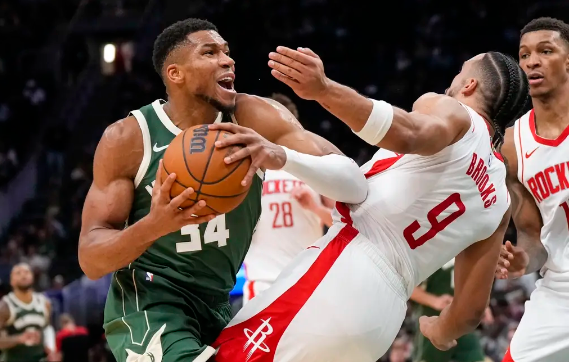 字母哥20+14 杰伦-格林21+8 利拉德上篮绝杀助雄鹿胜火箭