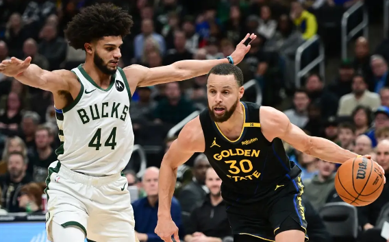 库里38分里程碑之夜 巴特勒20+9+6勇士125-111轻取雄鹿