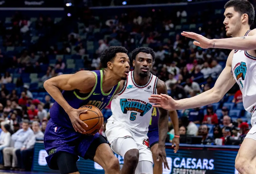 莫兰特32+6 贝恩30+9+8 墨菲27+5 灰熊送鹈鹕4连败