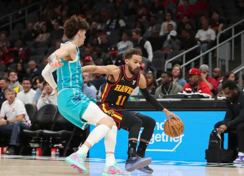 特雷-杨21罚全中 小桥31+11 鲍尔25+8 老鹰击败黄蜂取4连胜