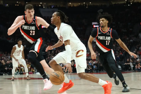 加兰27+5+8 杰罗姆25分 骑士末节一波流力克开拓者迎2连胜