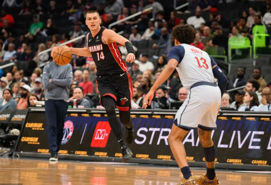 阿德巴约28+12+5 希罗27+5+5 普尔35分 热火大胜奇才迎5连胜 阿德巴约28+12+5 希罗27+5+5 普尔35分 热火大胜奇才迎5连胜