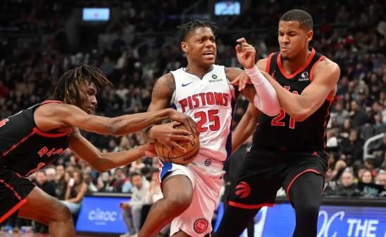 杜伦21+18 小哈达威23分 奎克利16中5 活塞对阵猛龙6连胜