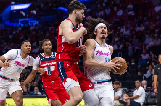 武克切维奇28+11+5 哈克斯41+10+7 卡林顿绝杀助奇才灭热火